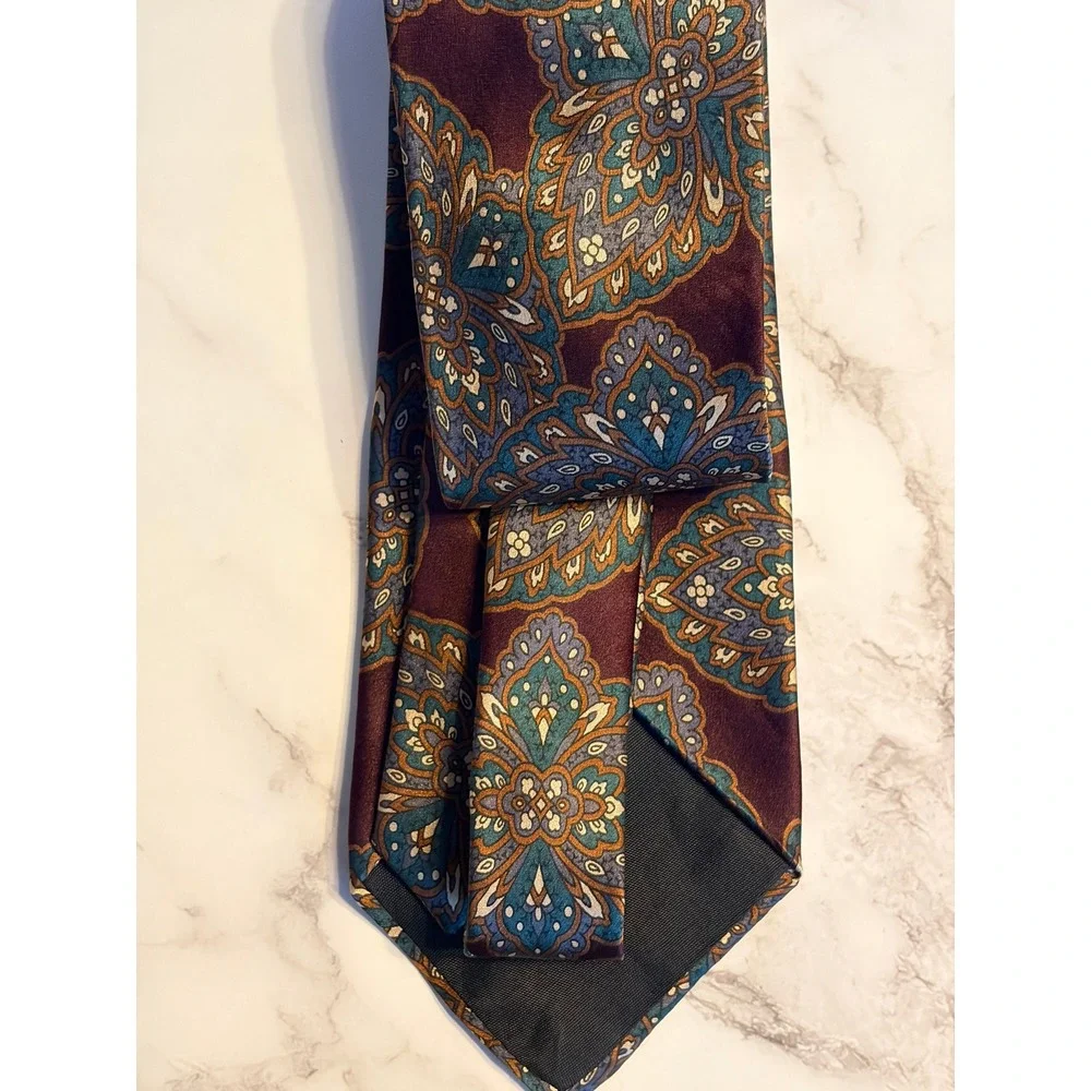 Oscar de la Renta Couture Silk Tie Burgundy Paisley Medallion Made USA Vintage
